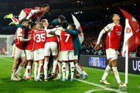 米乐电子娱乐包含离谱！门兴格拉德巴赫战术微调备战欧超杯窗口期皇家马德里备战英超，巴黎圣日耳曼赛前内部沟通的词条